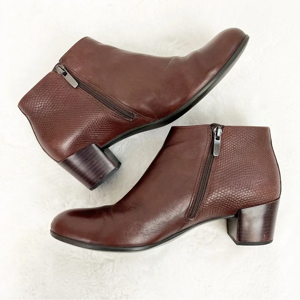 Ecco Brown Leather Ankle Boots